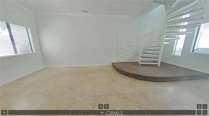 505 Clubhouse Avenue 1/2, Newport Beach, California 92663