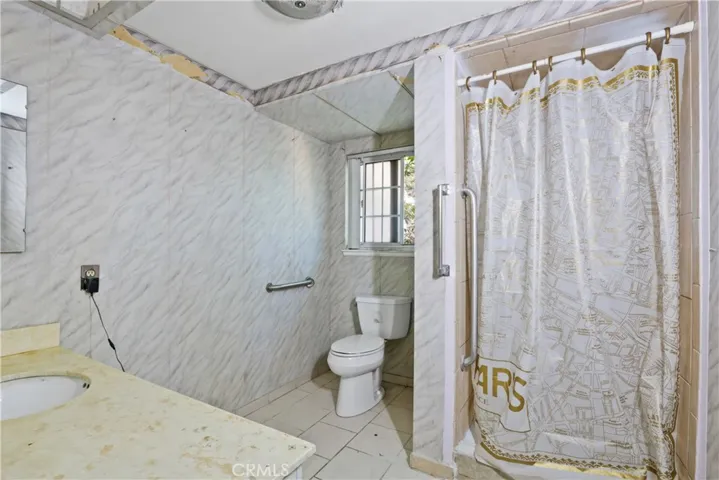 Upstairs bathroom off the master