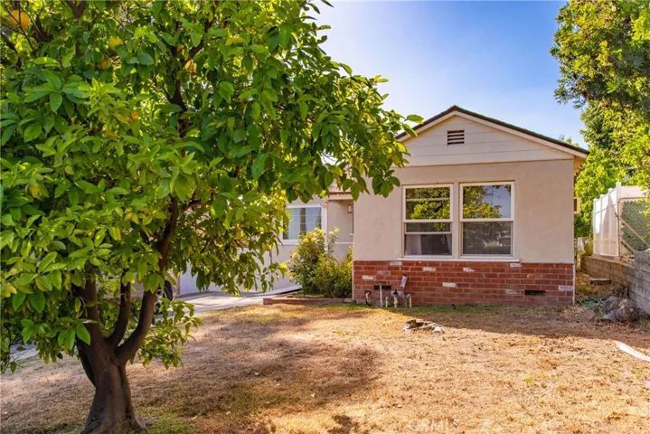 13257 Dyer Street, Sylmar, California 91342