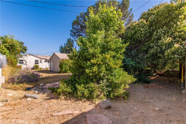 13257 Dyer Street, Sylmar, California 91342