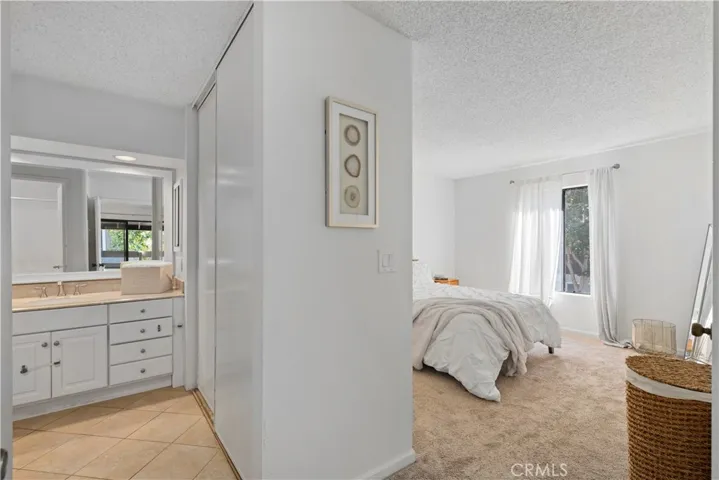 54 Streamwood, Irvine, California 92620