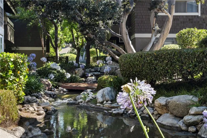 54 Streamwood, Irvine, California 92620