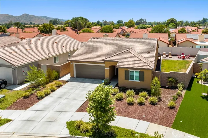 1341 Honor Way, Hemet, California 92543