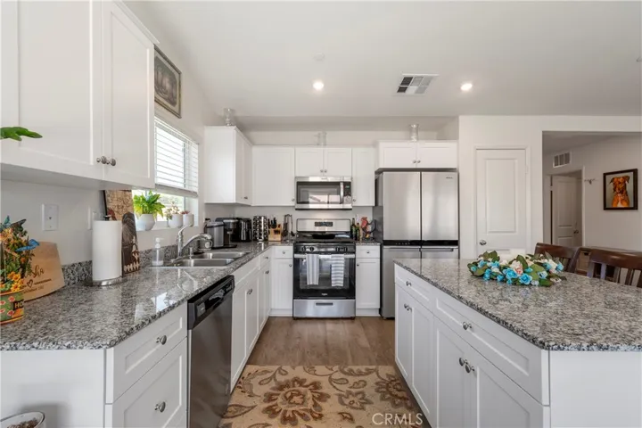 1341 Honor Way, Hemet, California 92543
