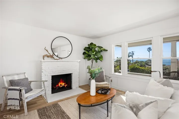 Cottage with Ocean Views and Cozy Fireplace