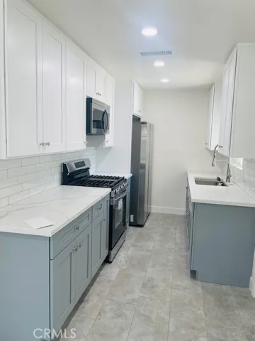 73882 Santa Rosa Way, Palm Desert, California 92260