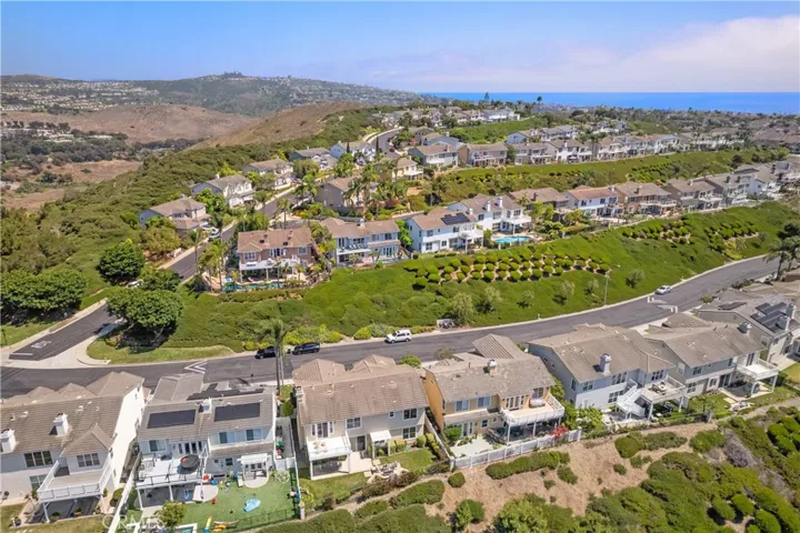 2460 Calle Aquamarina, San Clemente, California 92673