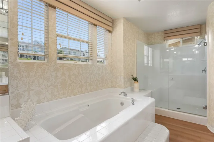 Very large separate stahl shower found in Ensuite
