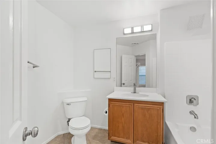 41696 Woodridge Avenue 1, Murrieta, California 92562