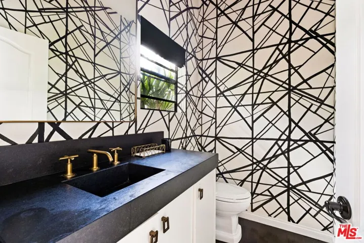 1814 Thayer Avenue 4, Los Angeles, California 90025