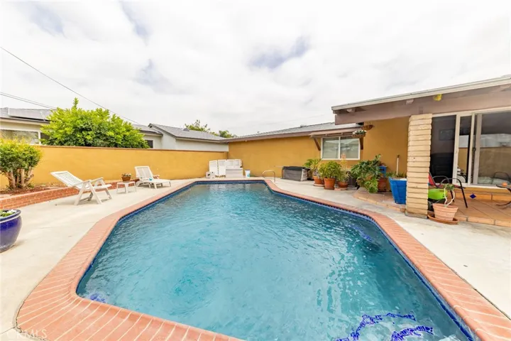 14362 Walnut Creek, Baldwin Park, California 91706