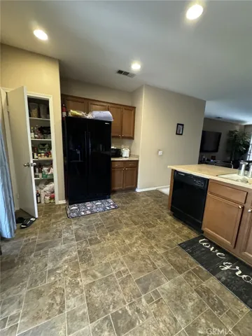 105 Festive Court, Beaumont, California 92223