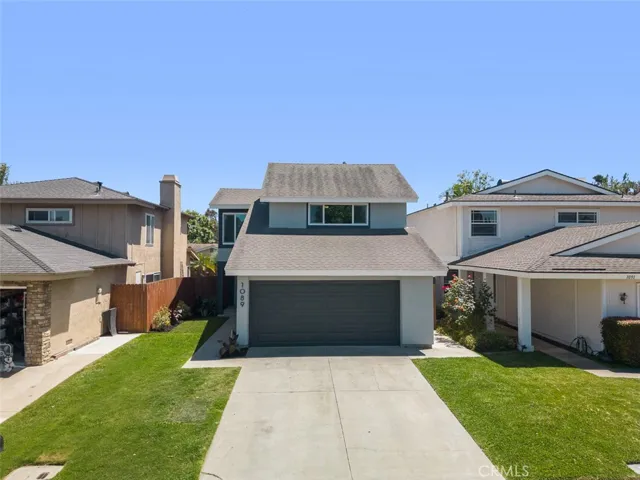 1089 Glen Circle, Costa Mesa, California 92627