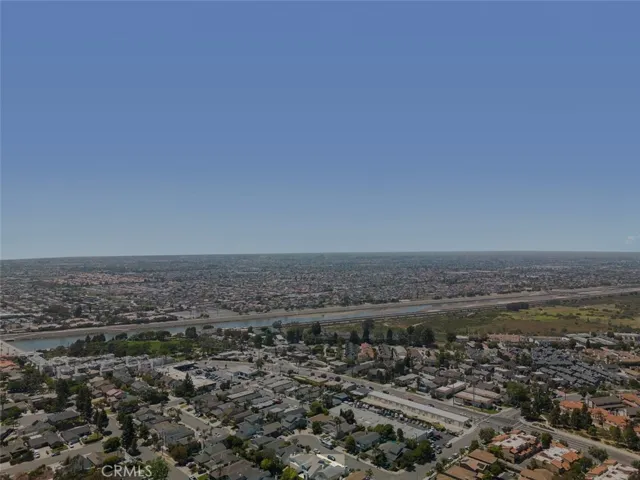 1089 Glen Circle, Costa Mesa, California 92627