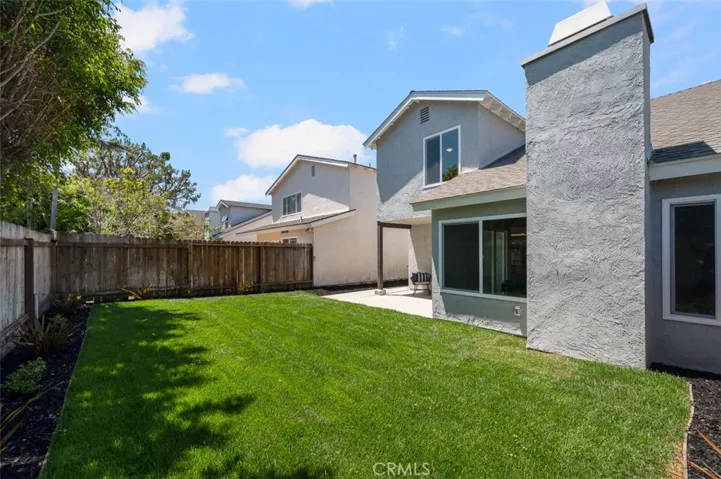 1089 Glen Circle, Costa Mesa, California 92627