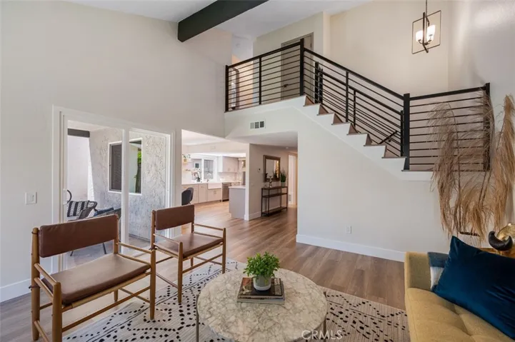 1089 Glen Circle, Costa Mesa, California 92627