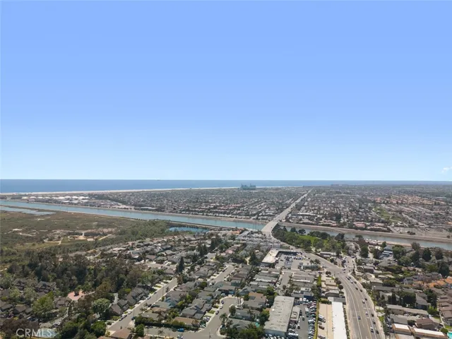 1089 Glen Circle, Costa Mesa, California 92627
