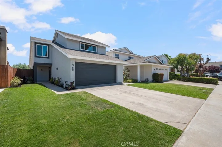 1089 Glen Circle, Costa Mesa, California 92627
