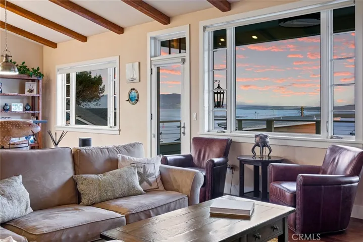 281 Main Street, Morro Bay, California 93442