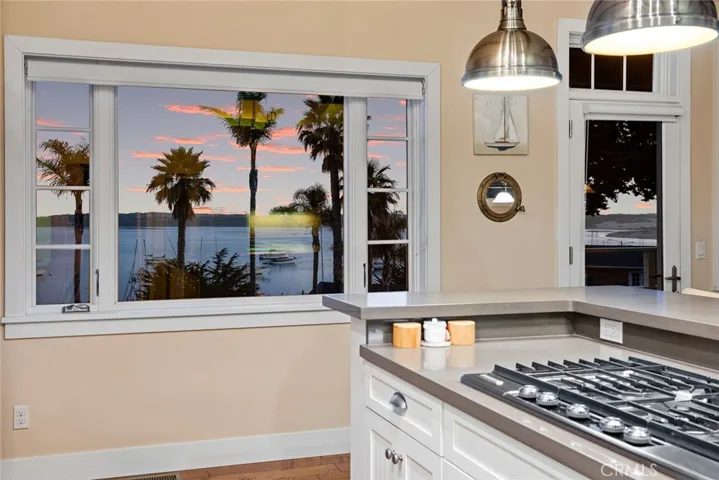281 Main Street, Morro Bay, California 93442