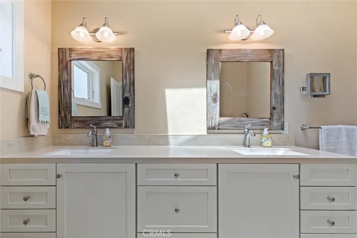 281 Main Street, Morro Bay, California 93442