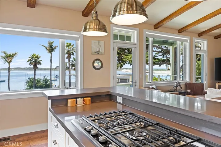 281 Main Street, Morro Bay, California 93442