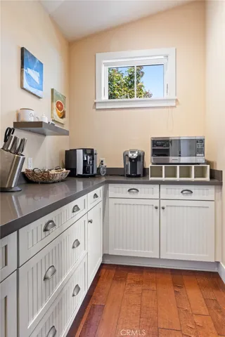 281 Main Street, Morro Bay, California 93442