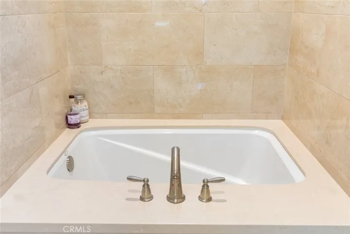 281 Main Street, Morro Bay, California 93442