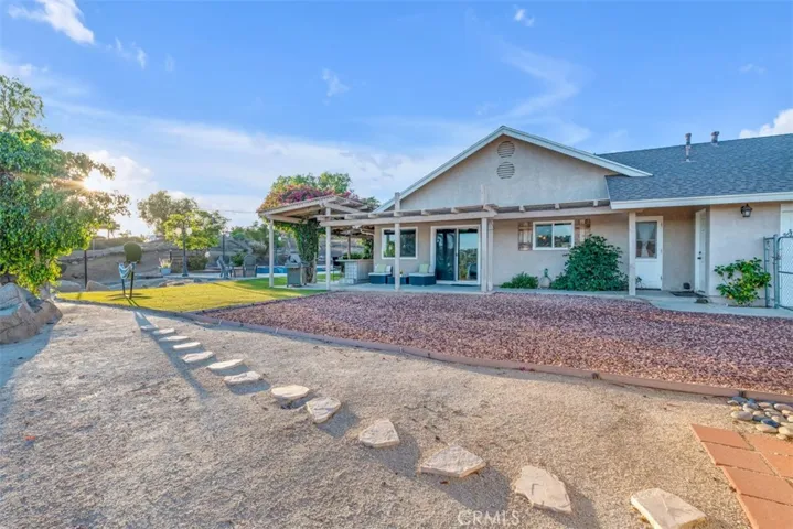 8015 Gopher Gulch Road, Riverside, California 92506