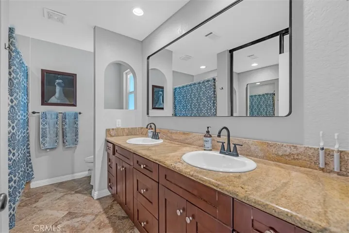 8015 Gopher Gulch Road, Riverside, California 92506