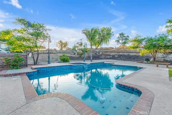8015 Gopher Gulch Road, Riverside, California 92506