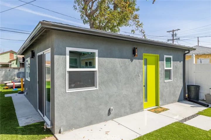 4819 W 137th Street B, Hawthorne, California 90250