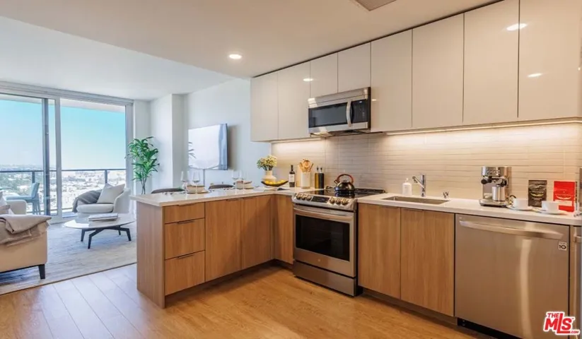 11750 Wilshire Boulevard 3010, Los Angeles, California 90025