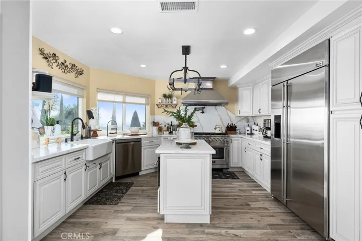 7410 Live Oak Drive, Jurupa Valley, California 92509