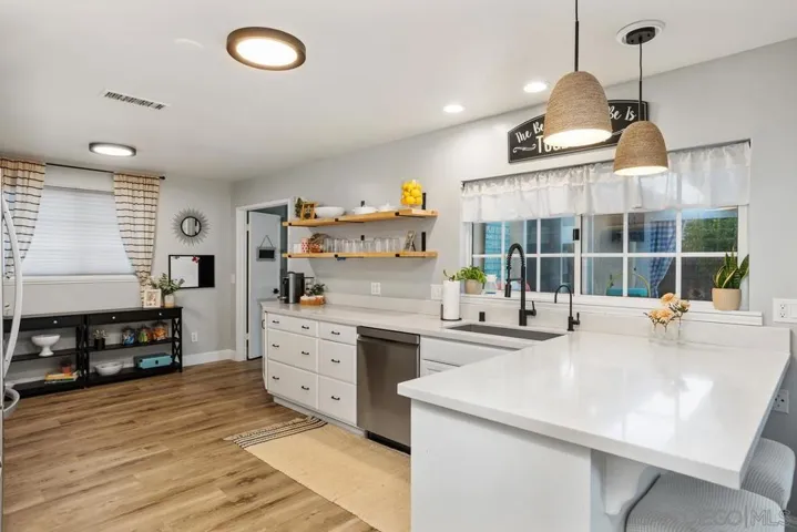 13744 Pequot Dr, Poway, California 92064