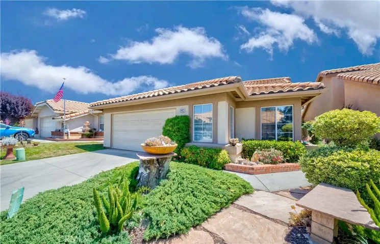 6004 Warwick Hills Way, Banning, California 92220