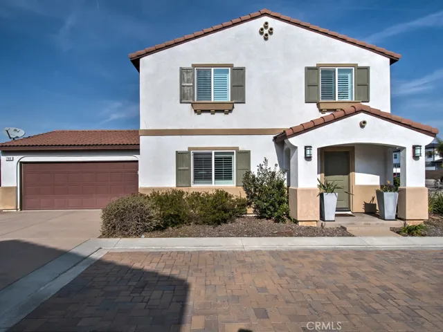 799 Center Street, Costa Mesa, California 92627