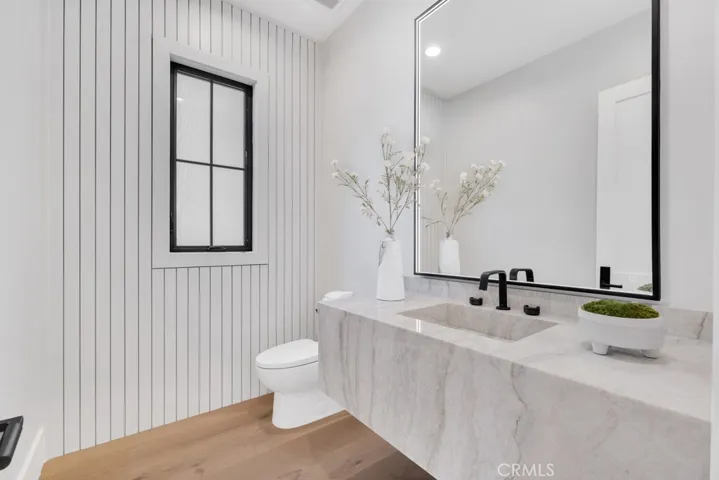 29055 Wagon, Agoura Hills, California 91301