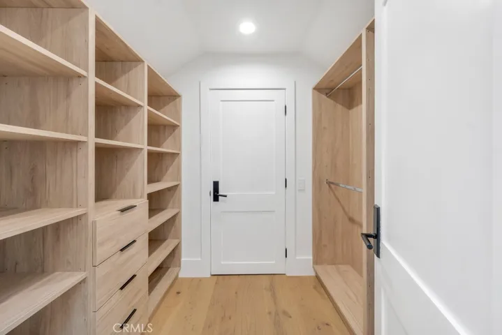 29055 Wagon, Agoura Hills, California 91301