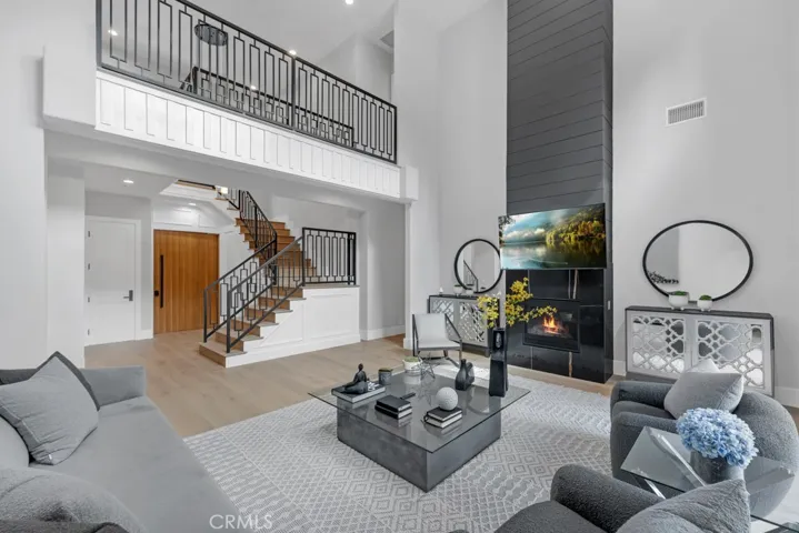29055 Wagon, Agoura Hills, California 91301
