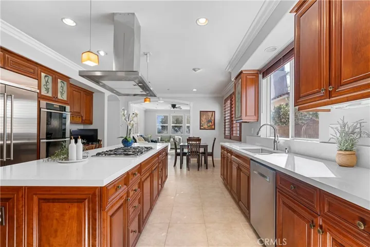 14144 Maya Circle, Moorpark, California 93021