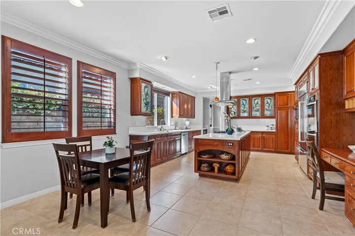 14144 Maya Circle, Moorpark, California 93021