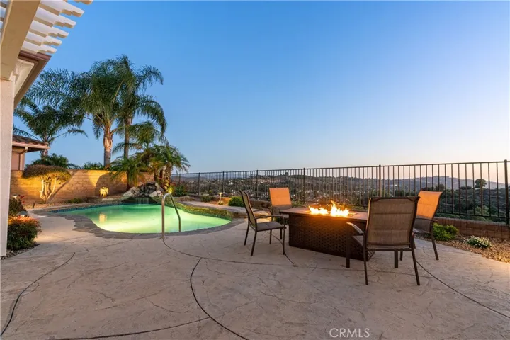 14144 Maya Circle, Moorpark, California 93021