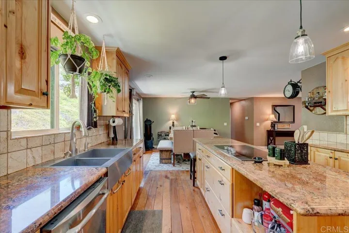 22513 Casa De Carol, Ramona, California 92065