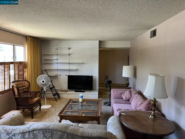 1860 Elkwood Dr, Concord, California 94519