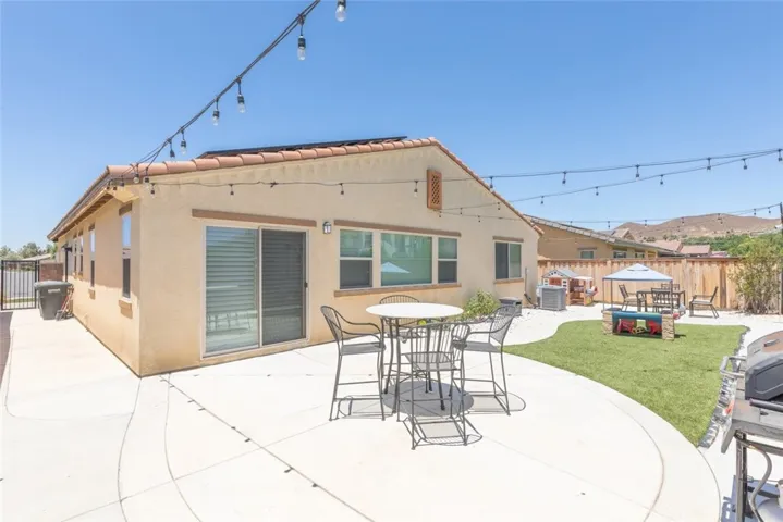 29173 Black Oak, Lake Elsinore, California 92530
