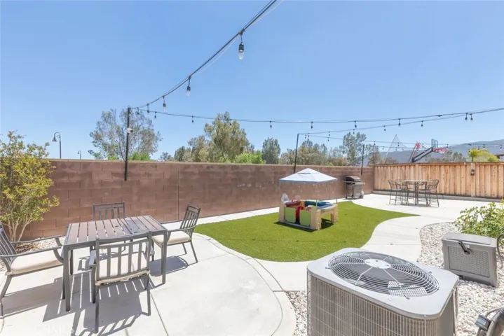 29173 Black Oak, Lake Elsinore, California 92530