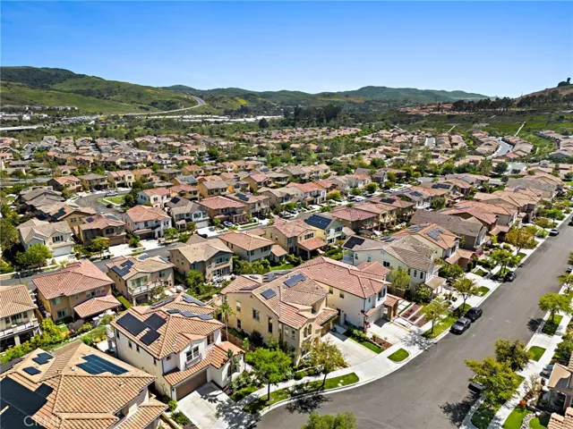 28 Cache Street, Rancho Mission Viejo, California 92694