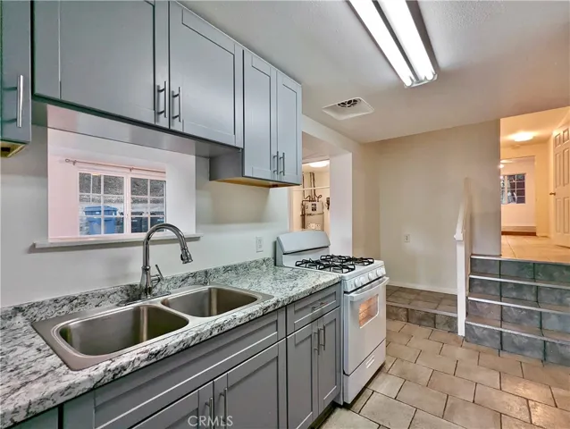9551 Tujunga Canyon Boulevard, Tujunga, California 91042