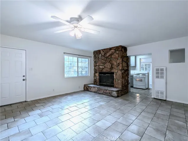 9551 Tujunga Canyon Boulevard, Tujunga, California 91042
